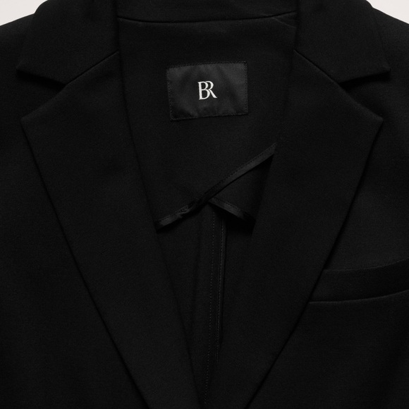 NWT! Banana Republic Black Everywhere Ponte Blazer 💫 - Picture 4 of 6